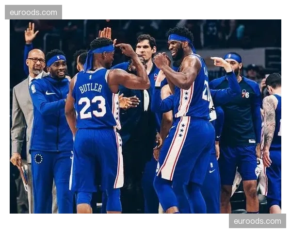 老鹰客场击败76人 斯奈德临场调度助球队终结连败